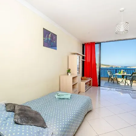 Fine Living Seacliff *