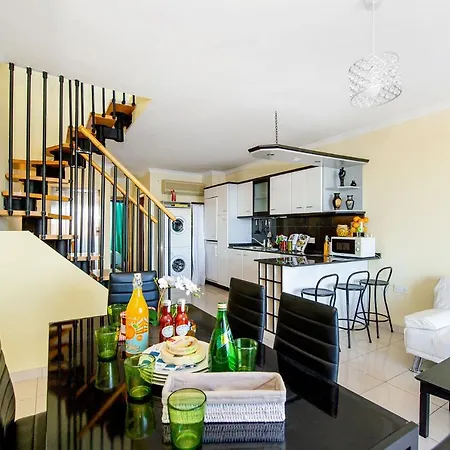 Fine Living Seacliff Apartment St. Paul's Bay