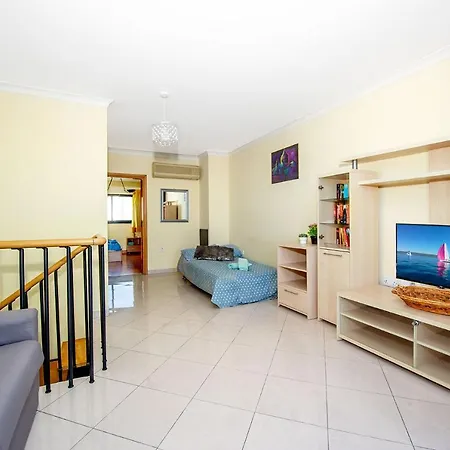 Fine Living Seacliff Apartment *