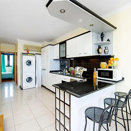Fine Living Seacliff *