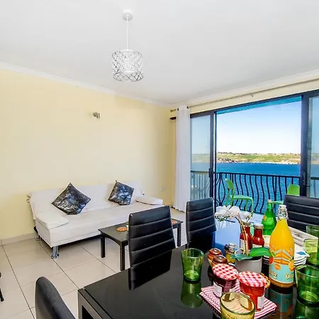 Fine Living Seacliff